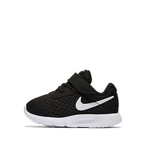 Nike toddler shoe